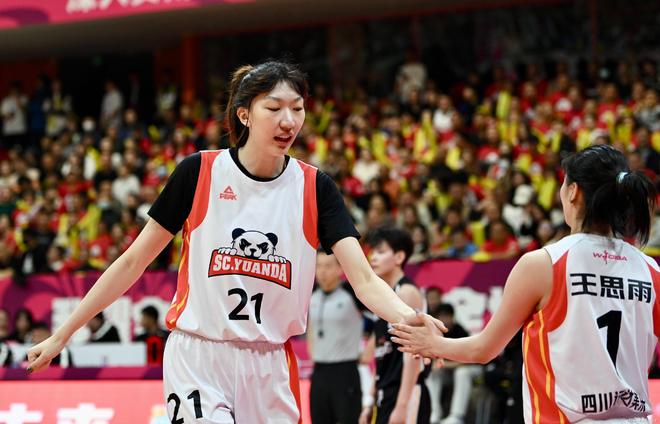 乐鱼体育-马布里北京首钢第一冠