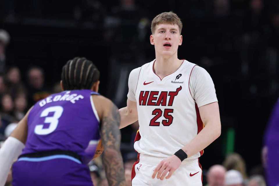 热火对尼克斯聚胜顽球汇